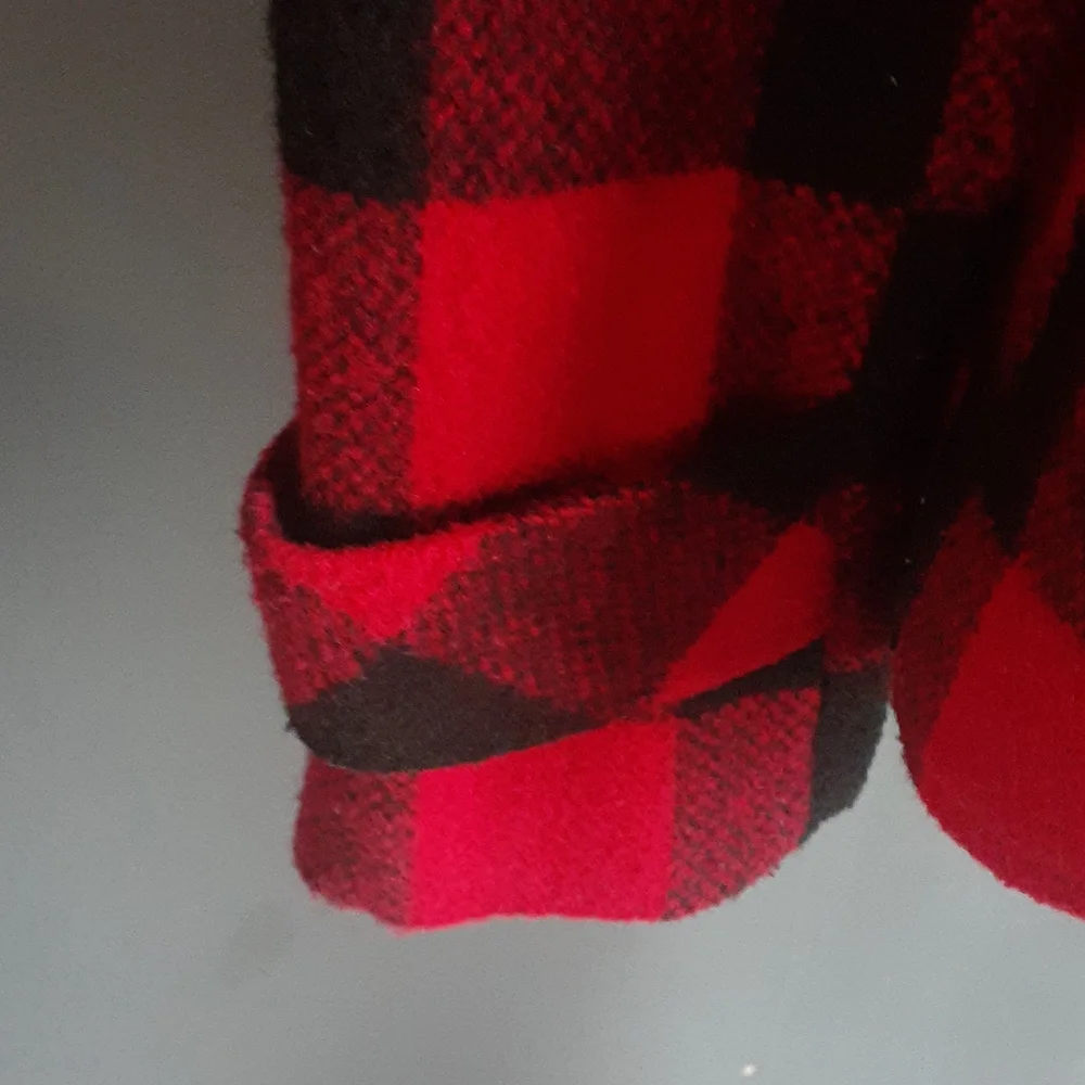 Aqua  red button down shacket XS. - Picture 5 of 14